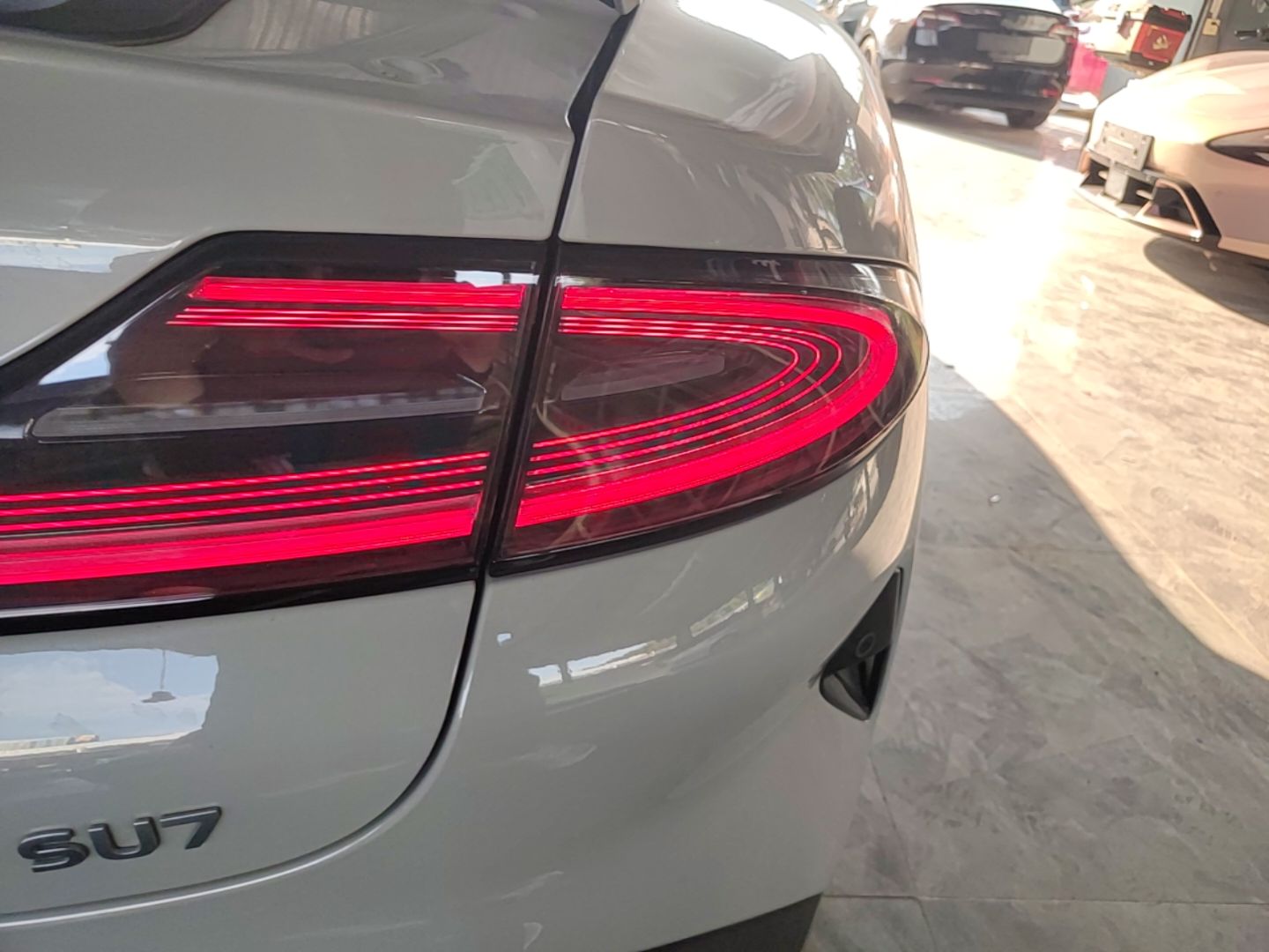Xiaomi Auto SU7 2024 Rear-Drive Ultra-Long Range Advanced Pro-Level Intelligent Driving Version — снимка 9