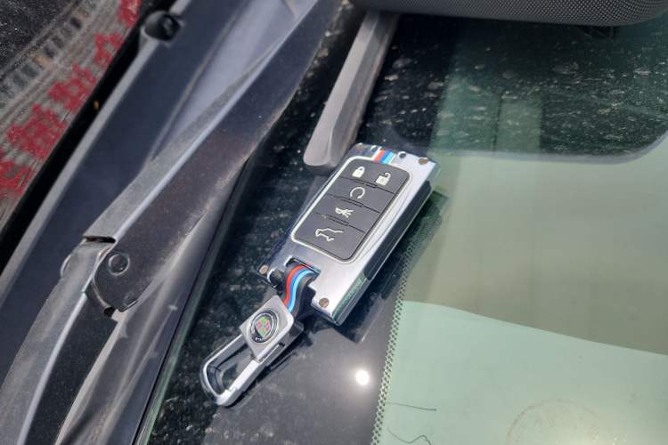 Used Cadillac XTS 2013 28T Luxury Model