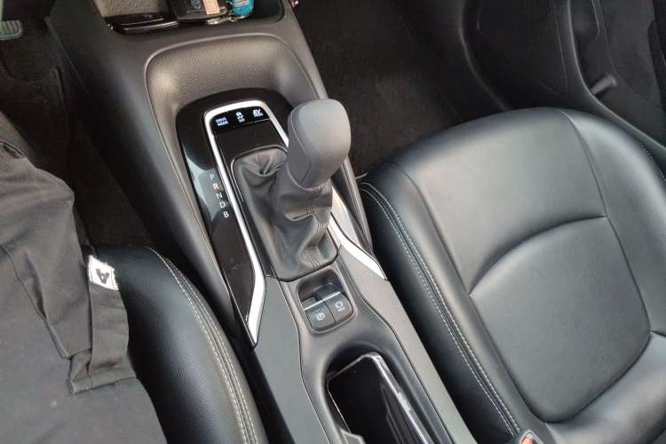 Used Toyota Corolla 2021 Dual-Engine 1.8L E-CVT Pioneer Edition
