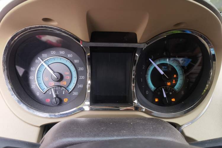 Used Buick LaCrosse 2012 2.4L SIDI Elegant Edition Instrument Cluster