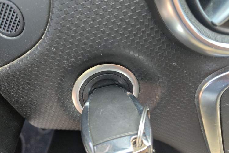 Used Mercedes-Benz A-Class 2015 A 200 Fashion Model