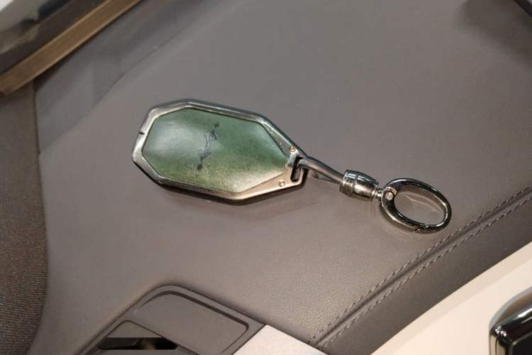 Used Formula Leopard Titanium 3 2025 501KM All-Wheel Drive Intelligent Driving Ultra Version