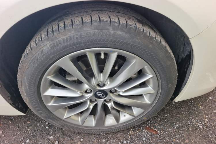 Used Infiniti Q50L 2018 2.0T Enjoyment Version China VI Standard
