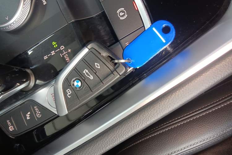 Used BMW Z4 2019 sDrive 25i M Sport Package Vehicle Key