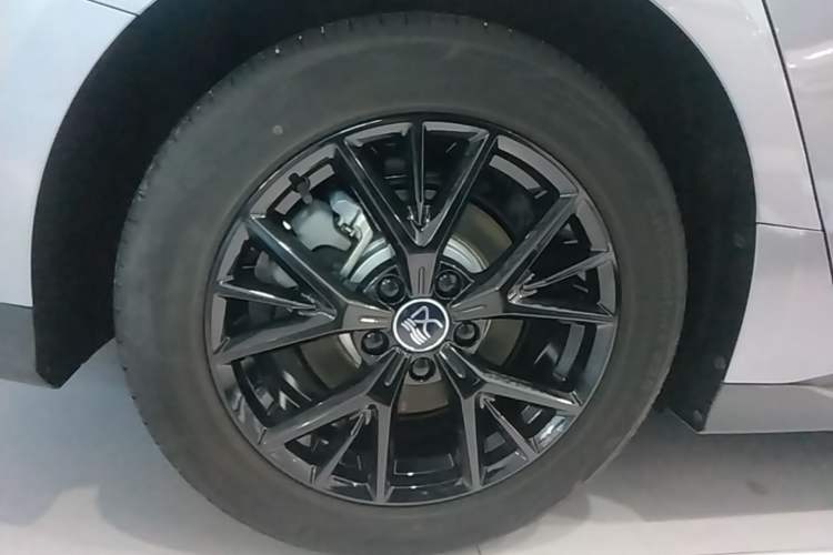 Used BYD Han 2024 DM-i Glory Edition 121KM Prestige Model