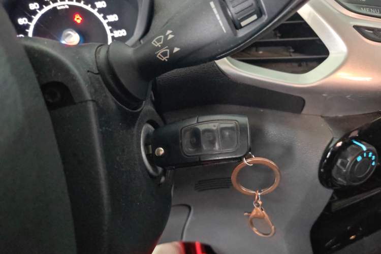 Used Ford EcoSport 2013 1.5L Automatic Fashion Model Interior 1