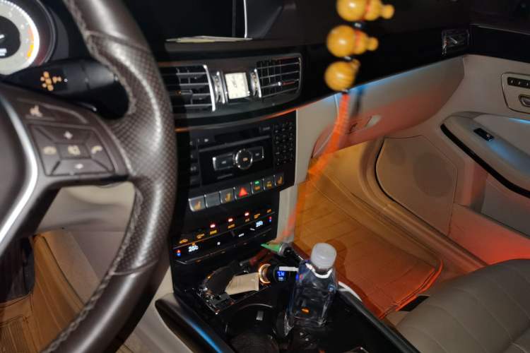 Used Mercedes-Benz E-Class 2015 E 260 L Sport & Fashion Model