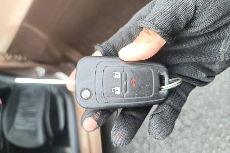 Used Chevrolet Cavalier 2016 1.5L Automatic Enjoyment Edition Vehicle Key