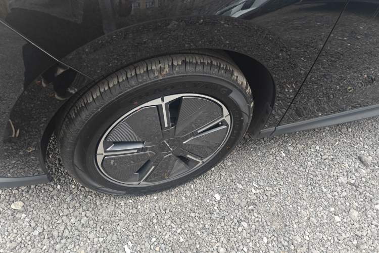 Used SAIC MAXUS Dajia 7 2024 Revised Version Super Hybrid Long-Range Edition Enjoyment Version Exterior 4