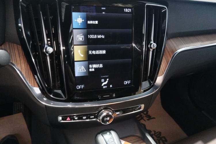 Used Volvo S60 2021 T4 Zhiyuan Luxury Edition Audio And AC Panel