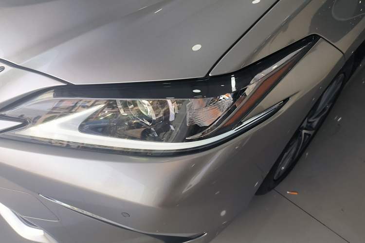 Used Lexus ES 2023 200 Excellence Edition Left Front Headlight