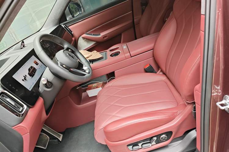 Used Hima AITO M8 2025 Extended-Range Max+ Version 53.4 kWh 5-Seater Edition