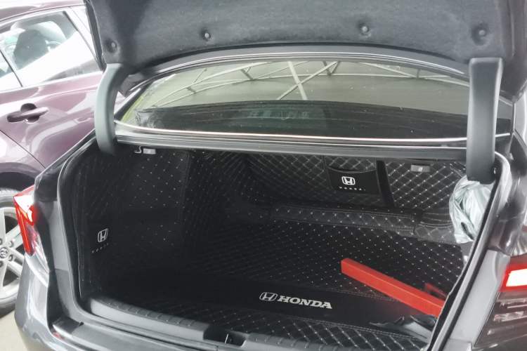 Used Honda Integra 2023 240TURBO CVT Luxury Edition Trunk