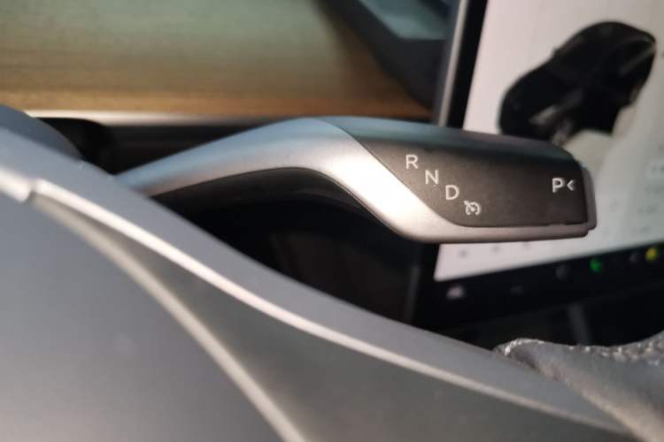 Used Tesla Model Y 2022 Rear-Wheel-Drive Version
