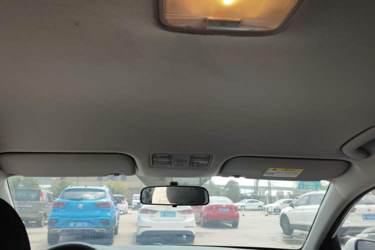 Used Hyundai Celesta 2018 1.6L Automatic GL Enjoyment Version China V Standard Headliner