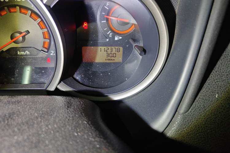 Used Nissan Sylphy 2012 Classic 1.6XE Manual Comfort Edition Odometer Close Up