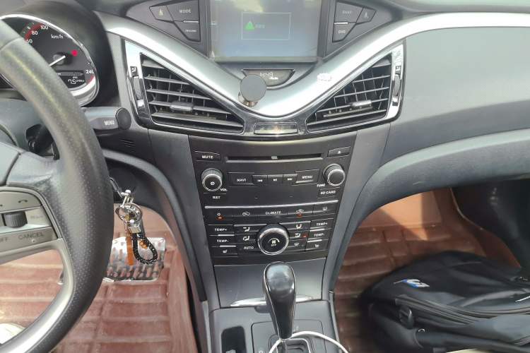 Used Bestune B70 2016 2.0L Automatic Premium Edition
