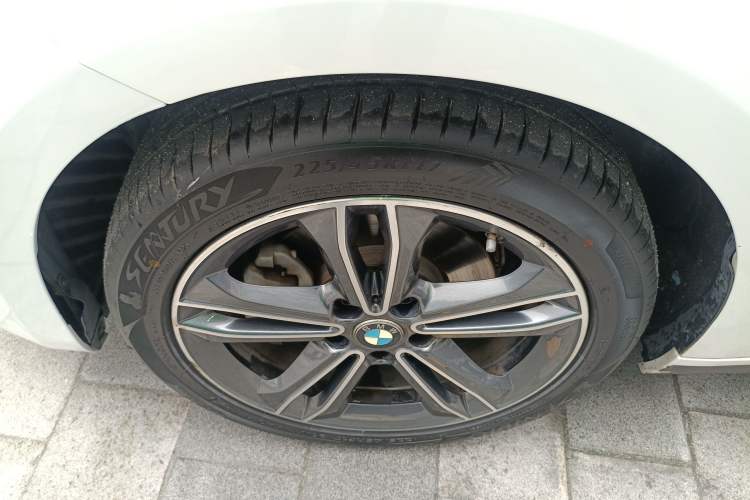 Used BMW 1 Series 2018 118i Sport Edition Exterior 4