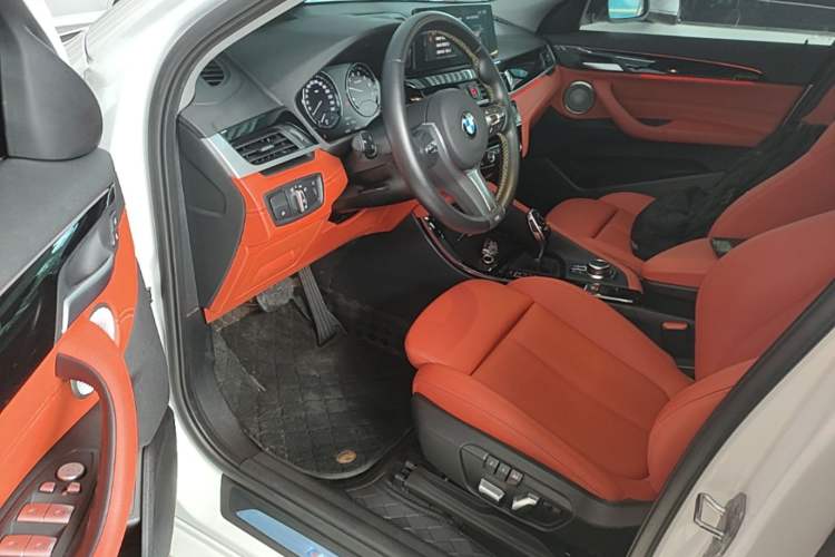 Used BMW X2 2023 sDrive25i M Sport Night Edition Driver Seat