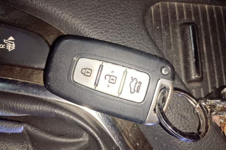 Used Kia K5 2012 2.0L Automatic DLX