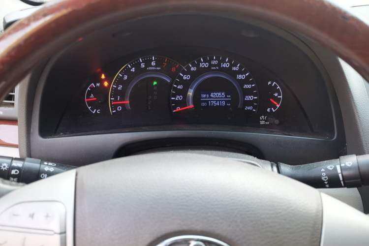 Used Toyota Camry 2013 200G Classic Luxury Edition