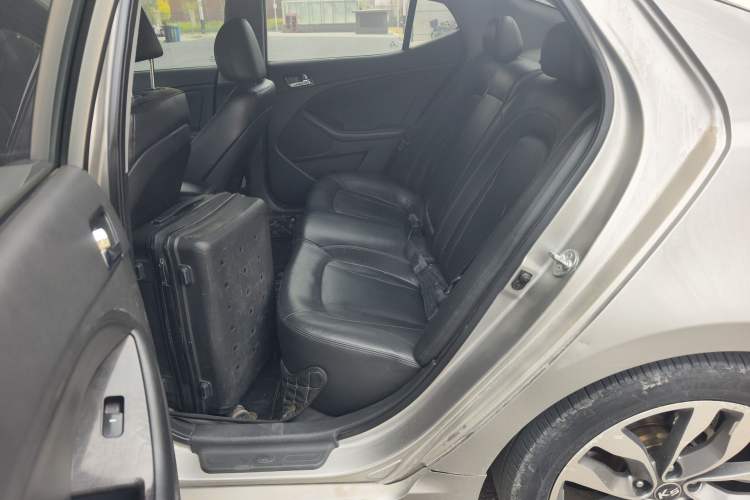 Used Kia K5 2011 2.0L Automatic TOP