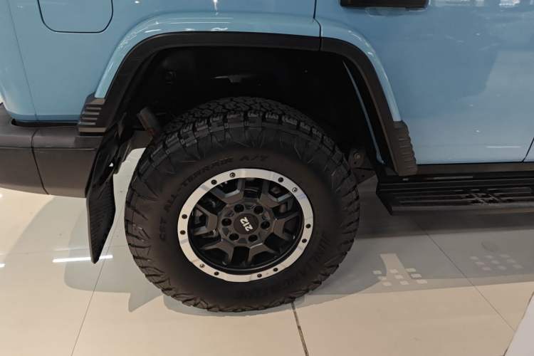 Used 212 T01 2025 2.0T Changfeng
