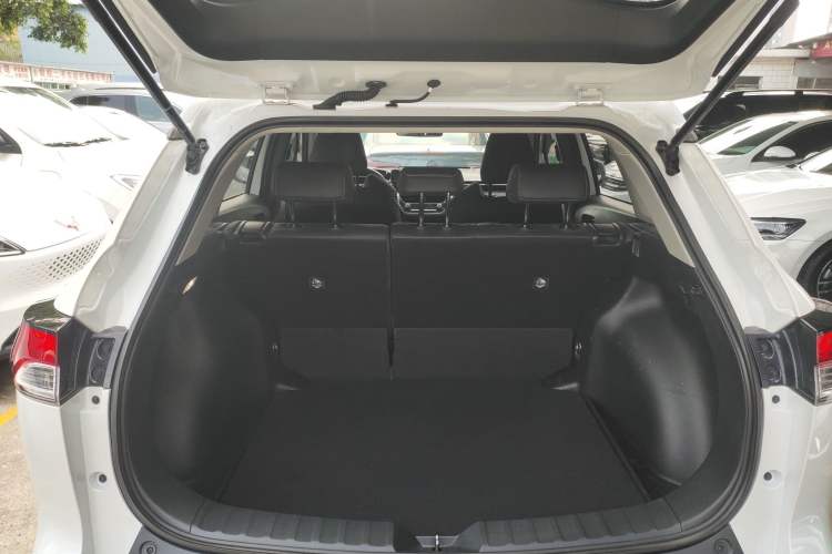 Used Toyota FRONTLANDER 2024 2.0L CVT Elite Plus Edition Trunk