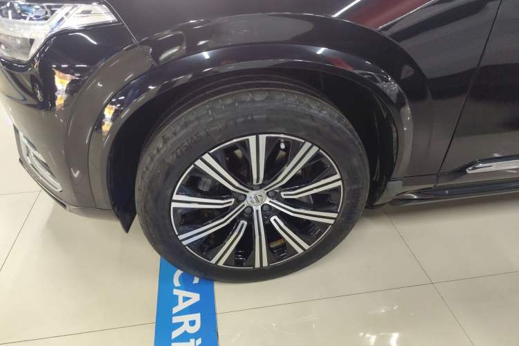 Used Volvo XC90 2020 T5 Smart Drive Luxury Edition 5 Seats
