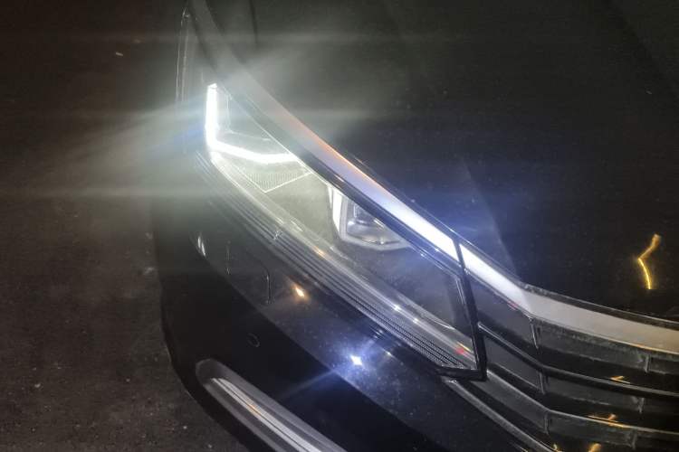 Used Volkswagen Passat 2016 330TSI DSG Prestige Edition Right Front Headlight