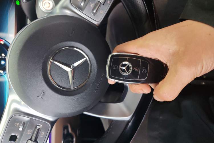 Used Mercedes-Benz E-Class 2020 Restyled E 300 L Sporty and Stylish Edition
