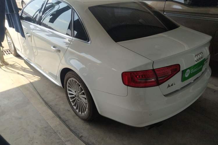 Used Audi A4L 2016 35 TFSI Collector's Edition Automatic Standard Model
