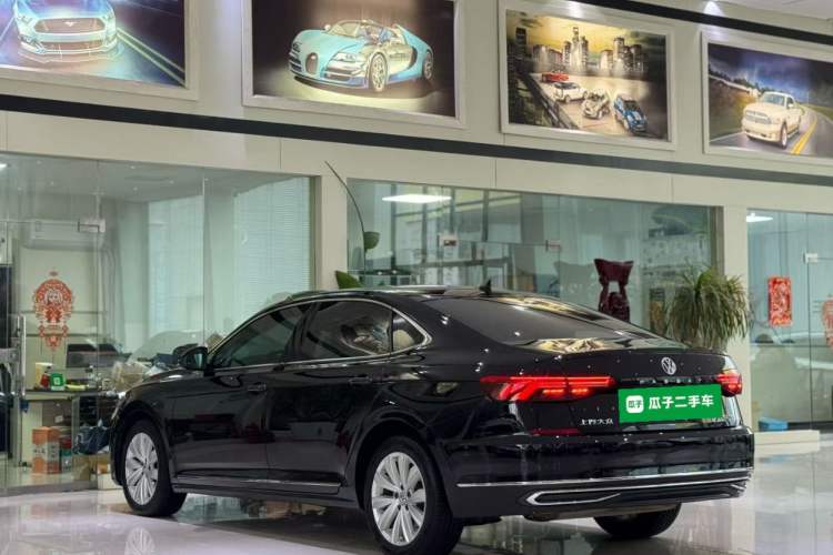 Used Volkswagen Passat 2019 330TSI Elite Edition China VI Rear Left 45 Deg