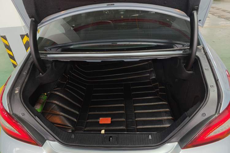 Used Mercedes-Benz CLS 2015 CLS 260 Trunk