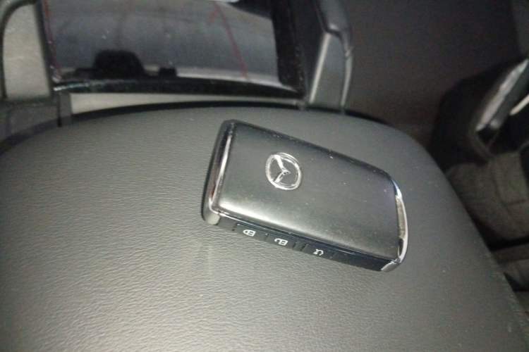 Used Mazda 3 Axela 2022 2.0L Automatic Zhiya Edition Vehicle Key