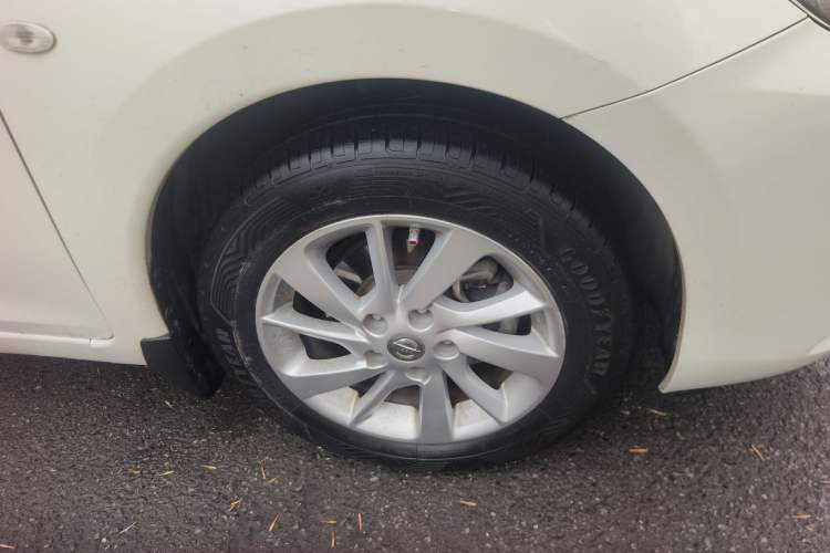 Used Nissan Tiida 2016 1.6L CVT Cool Dynamic Edition
