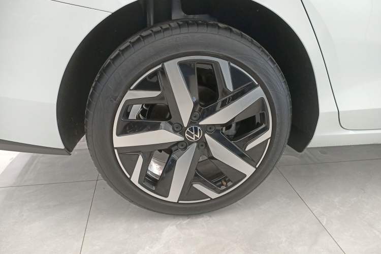 Used Volkswagen Lamando 2025 Lavida L 280TSI DSG Cool & Spicy Edition
