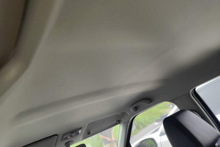 Used Suzuki Swift 2016 1.5L Automatic Fashionable Coolplay Edition Headliner