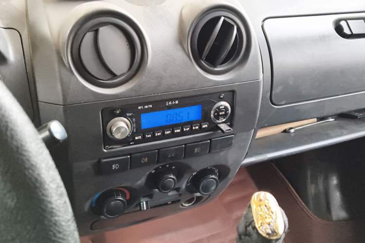 Used Dongfeng Xiaokang V27 