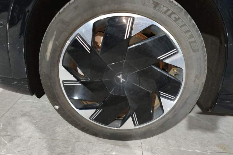 Used XPeng X9 2024 702 Ultra-Long Range Max