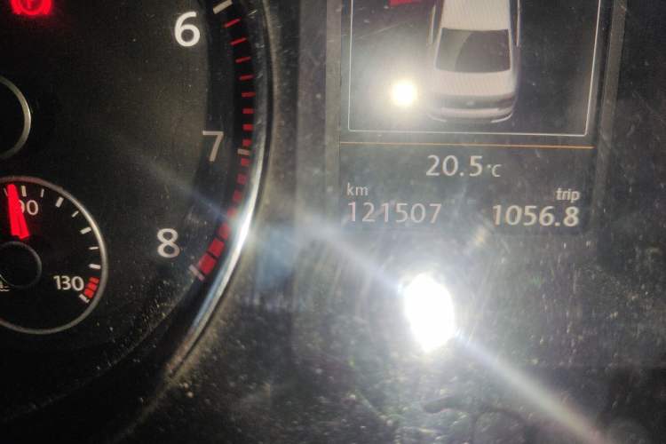 Used Volkswagen Magotan 2015 1.8TSI Prestige Model
