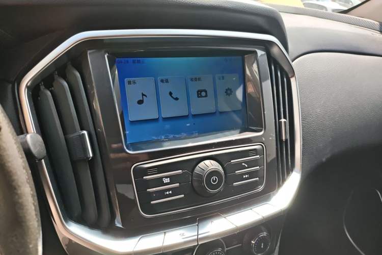 Used JMC Yuhu EV 2022 4x2 LX JX1032PSEF5BEV Audio And AC Panel