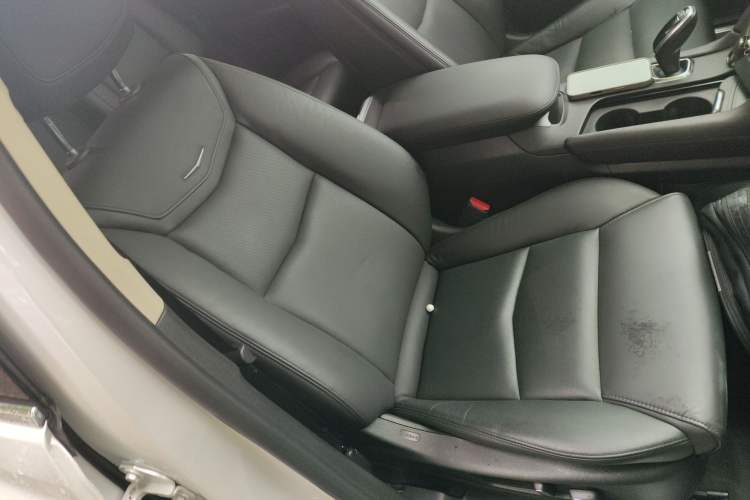 Used Cadillac XT5 2016 25T Luxury Model
