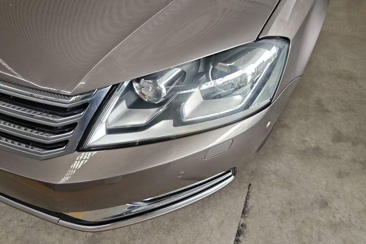 Used Volkswagen Magotan 2013 2.0 TSI Prestige Model Left Front Headlight