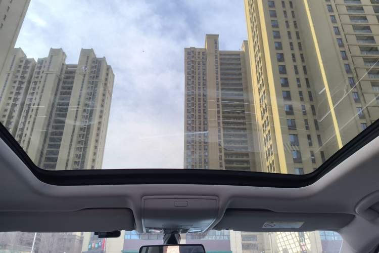 Used Volkswagen Tiguan L 2023 300TSI Automatic Two-Wheel Drive Smart Edition Headliner