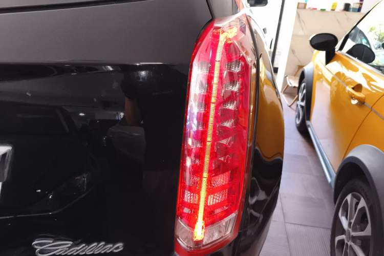 Used Cadillac SRX 2015 3.0L Comfort Version