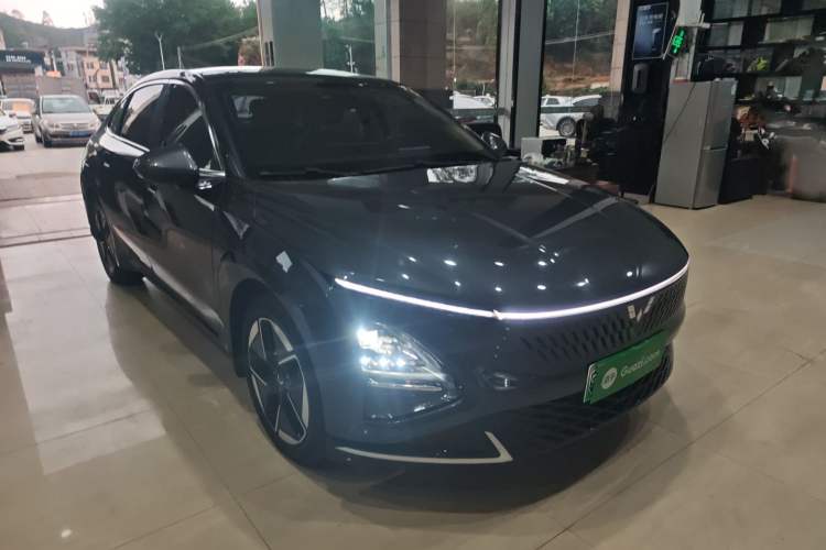 Used Wuling Xingguang 2023 150 Advanced Edition Front Right 45 Deg