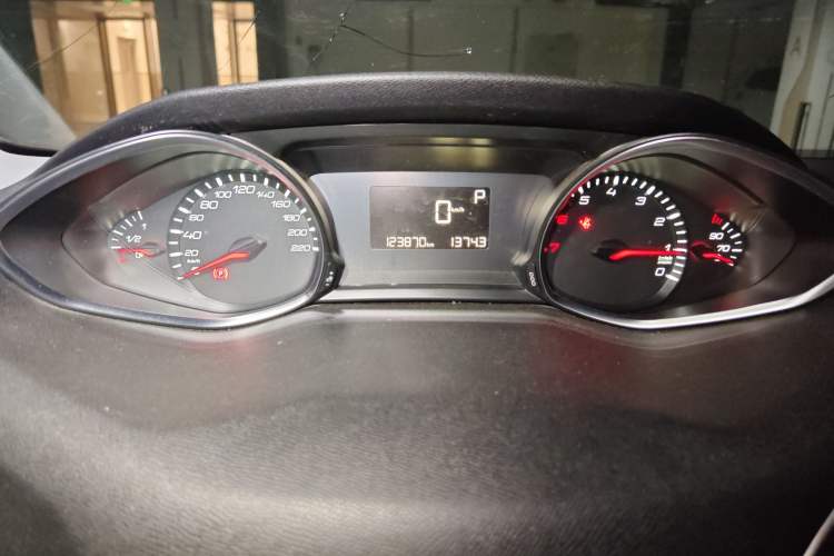 Used Peugeot 308S 2015 1.2T Automatic Jingchi Edition
