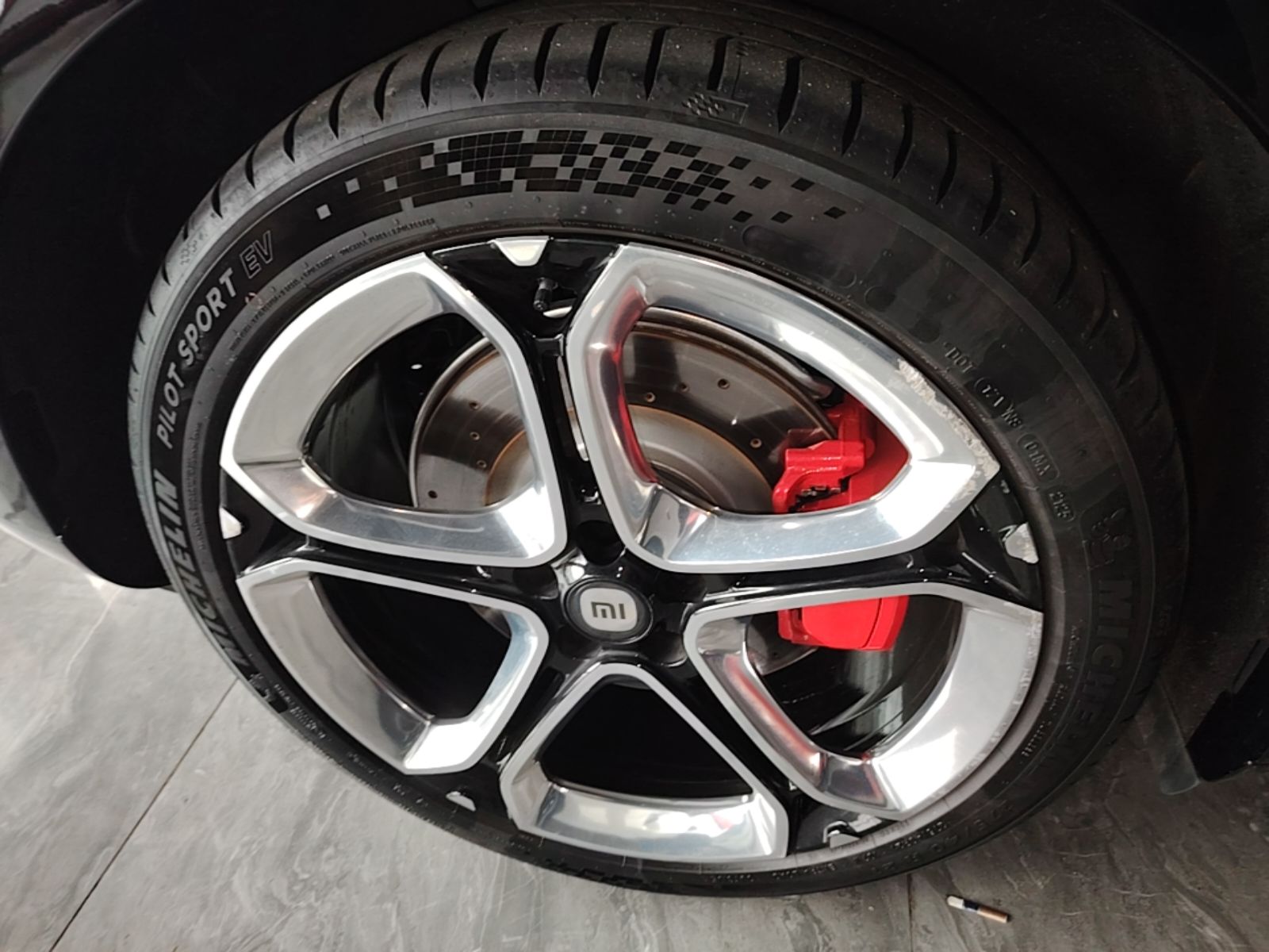 Xiaomi Auto YU7 2025 Ultra-Long Range High-Performance All-Wheel-Drive Max Edition — снимка 11