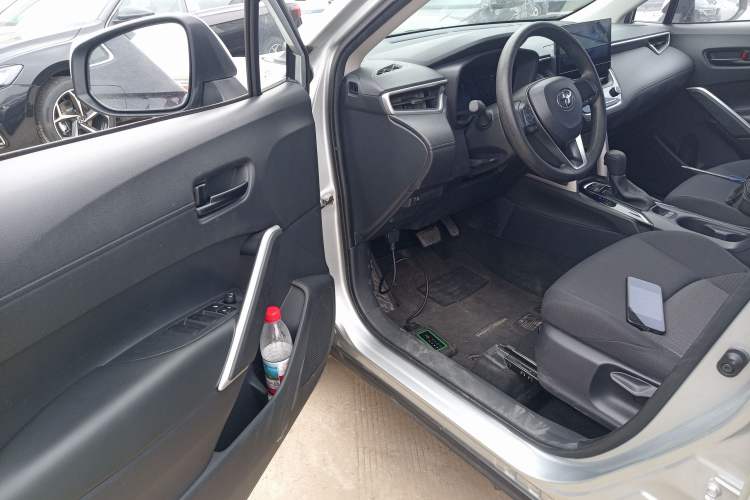 Used Toyota FRONTLANDER 2023 2.0L CVT Elite Edition
